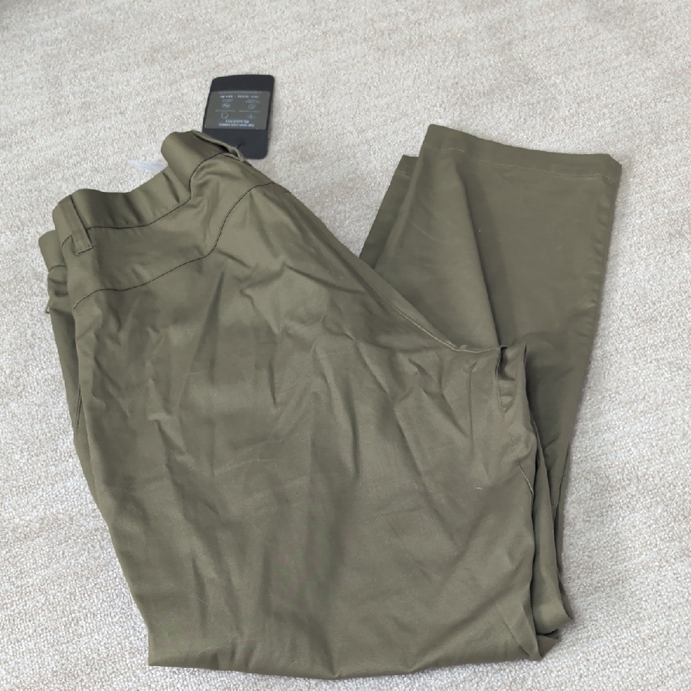 Fabletics Men's Khaki Chinos